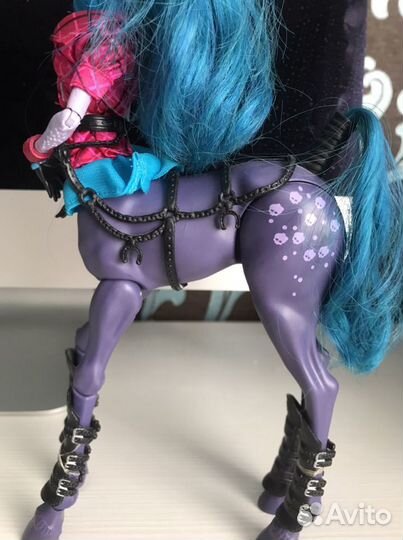 Кукла Монстер Хай- Авиа Троттер (Кентавр)