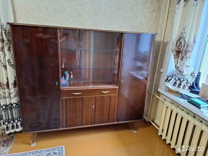 Сервант, сделан в ГДР, 1967 год