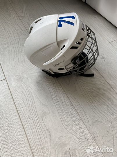 Шлем хоккейный reebok