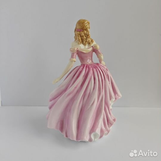 Статуэтка фарфоровая Just for you Royal Doulton