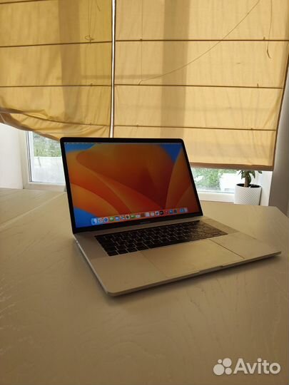 Apple macbook pro 15 2017 i7 2.9/16/512/4