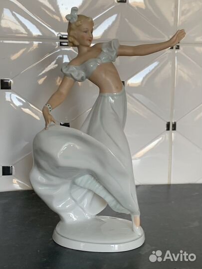 Статуэтка Танцовщица Германия