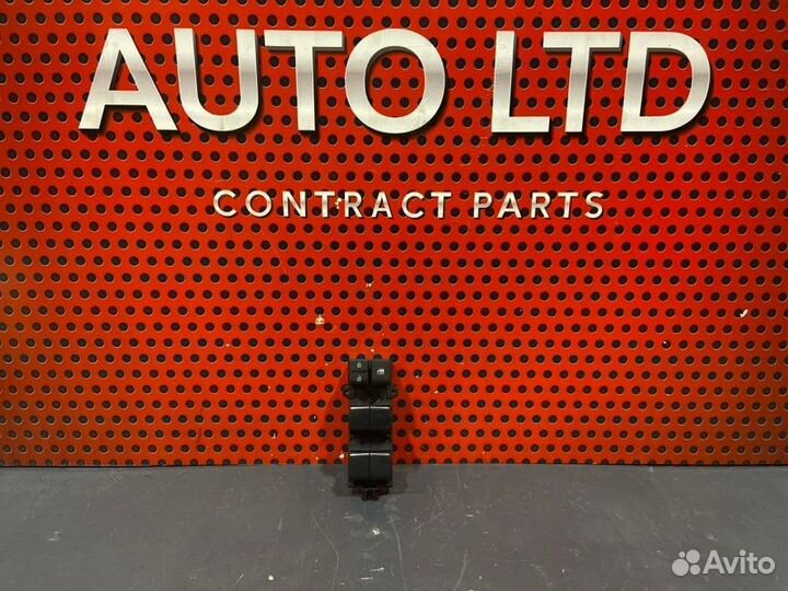 Кнопка стеклоподъемника Toyota Rav 4 XA50 2021