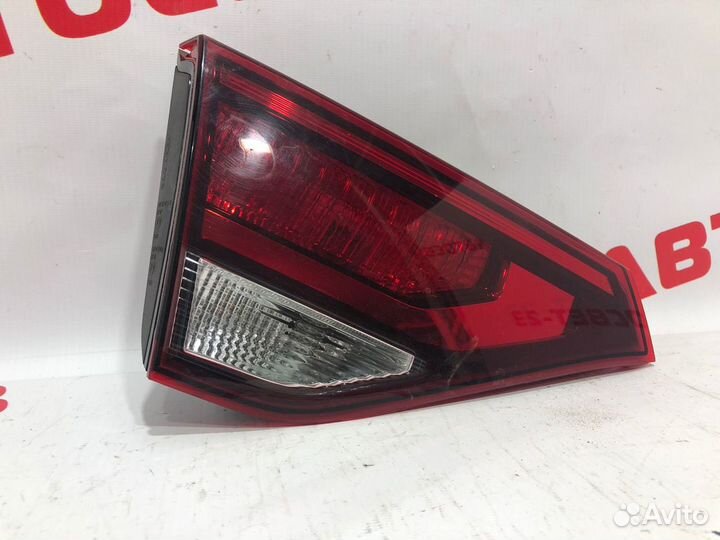 Kia Rio X 20- Фонарь Внутренний левый 2219