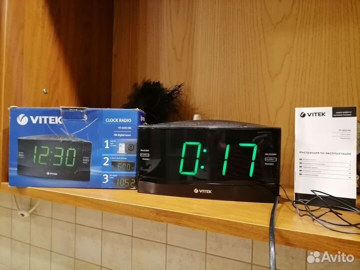 Радиочасы vitek