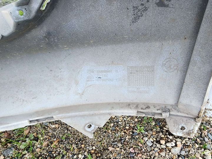 Бампер передний на opel astra j