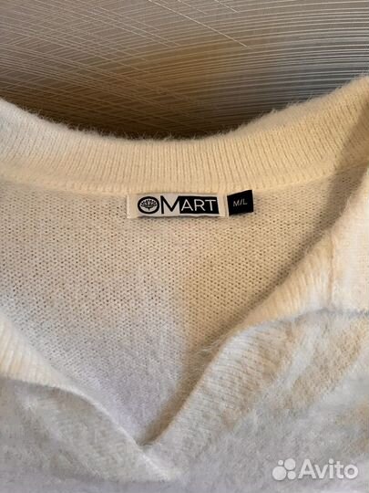 Пушистый свитер с вырезом поло удлиненный оверсайз