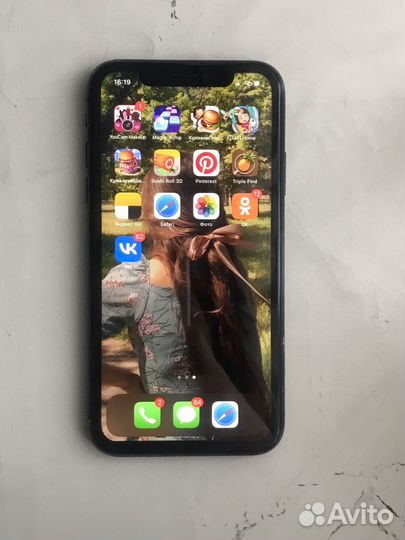 iPhone Xr, 64 ГБ