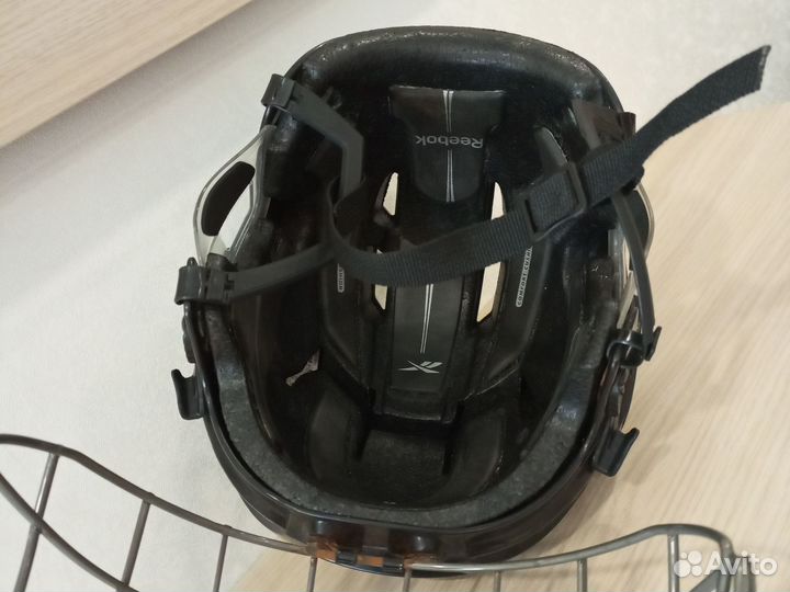 Шлем хоккейный