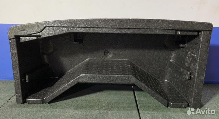 Ящик для инструментов Skoda Rapid