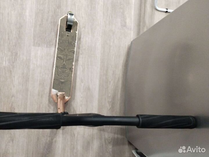 Трюковой самокат