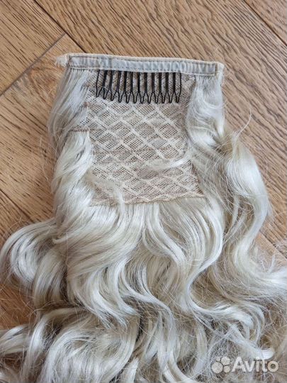 Волосы на заколках