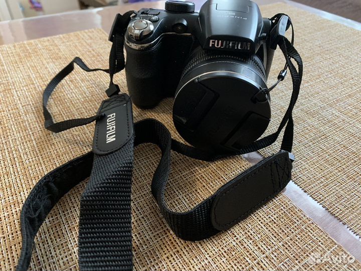 Fujifilm FinePix S4200