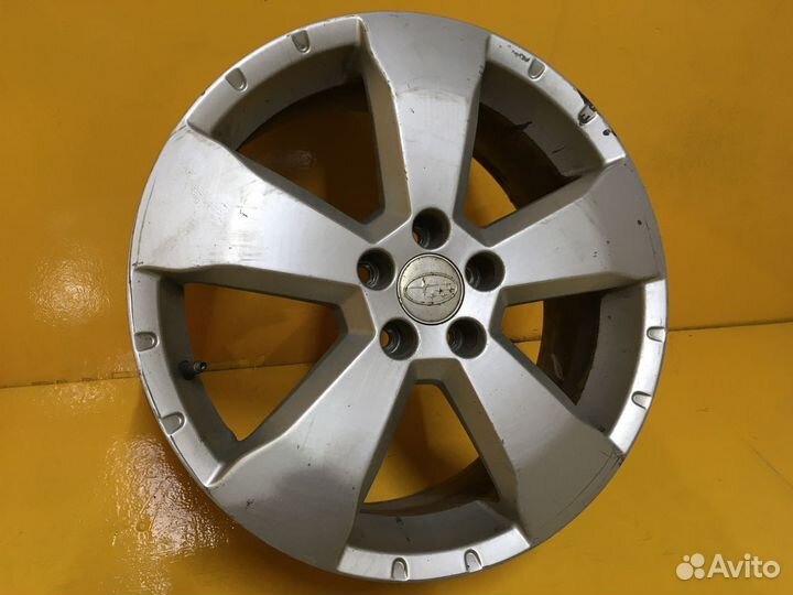Есть трещина. 4 шт. Диски - SubaruR15 (5х100)