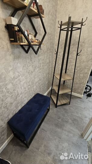 Вешалка для одежды напольная металлическая