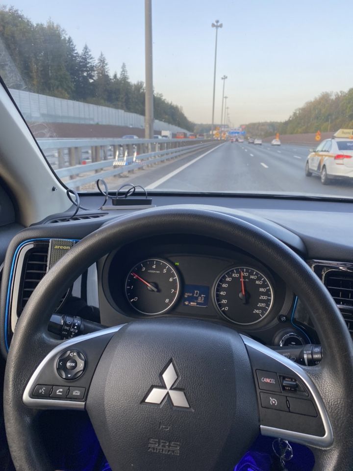 Mitsubishi Outlander: фото владельца