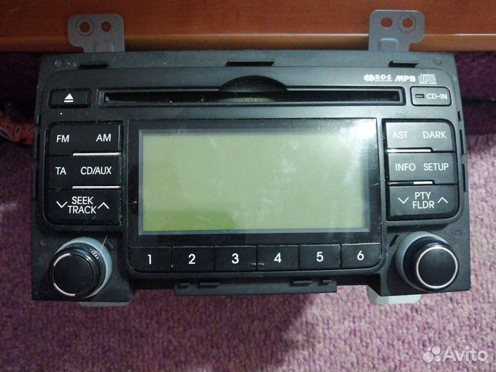 Автомогнитола на Hyundai i30, 2010год