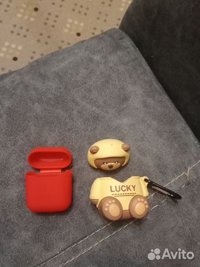 Чехлы на наушники