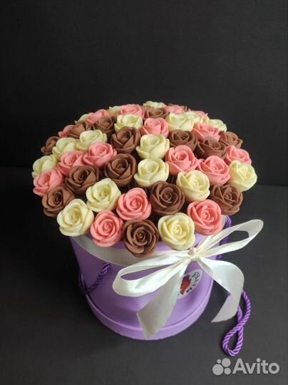 Шоколадные Розы - 51 шт в Шляпной Коробке