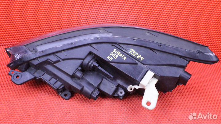 Фара правая Hyundai Sonata DN8 G4KM 92102-L1000