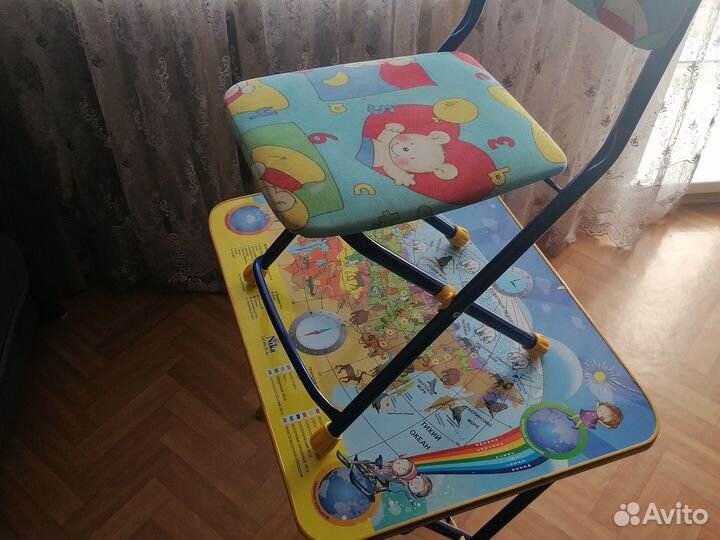 Детский стол и стул