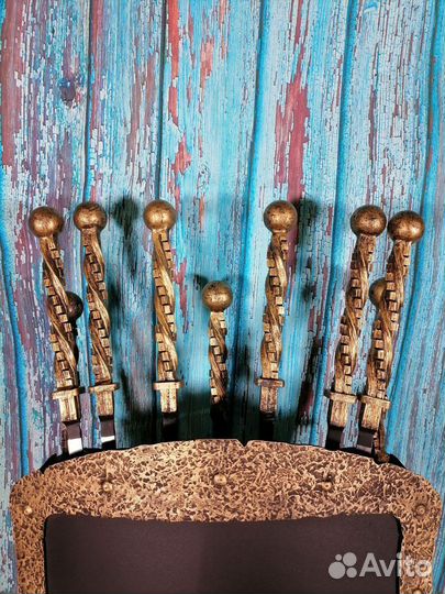 Каминный набор Щит-подставка Лев на 6 шампуров Афо