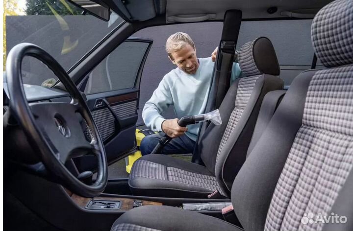 Моющий пылесос Karcher