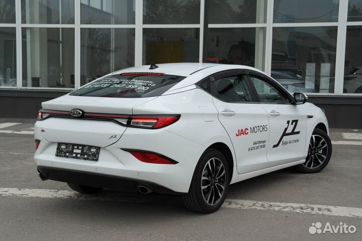 JAC J7 1.5 CVT, 2023