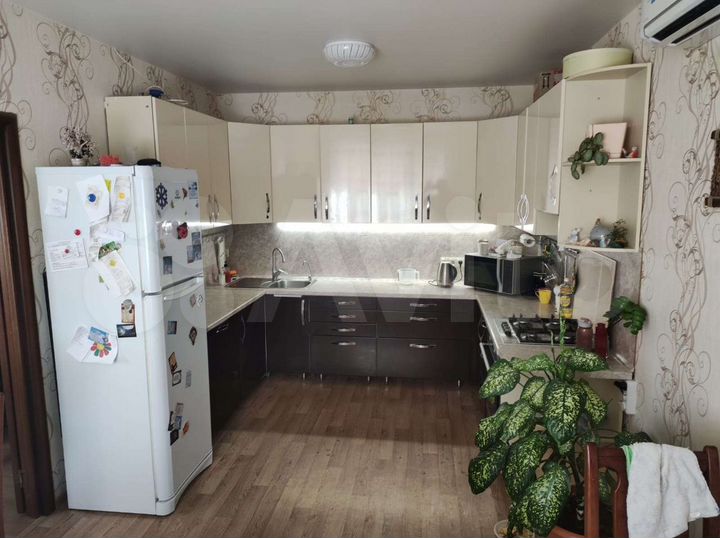 Коттедж 154 м² на участке 4,5 сот.