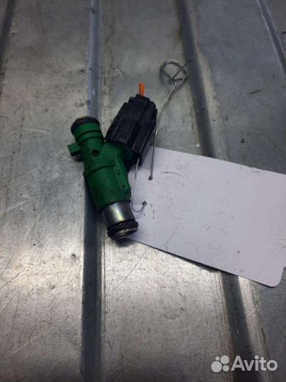 Форсунка Peugeot 207 1.4 2008