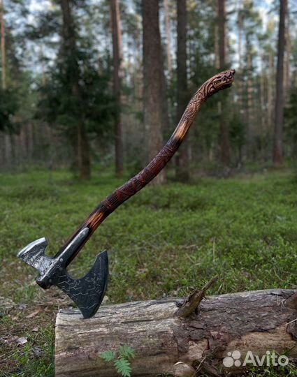 Топор кованый двусторонний ручной работы