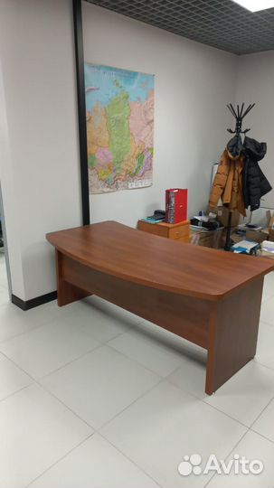 Офисная мебель стол