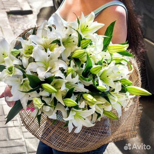 Букеты из лилий 11 21 31 51 101