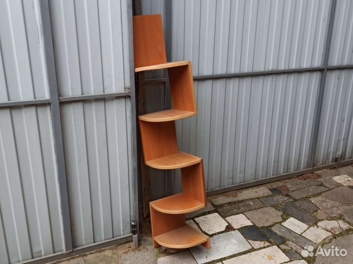 Полка настенная навесная бу