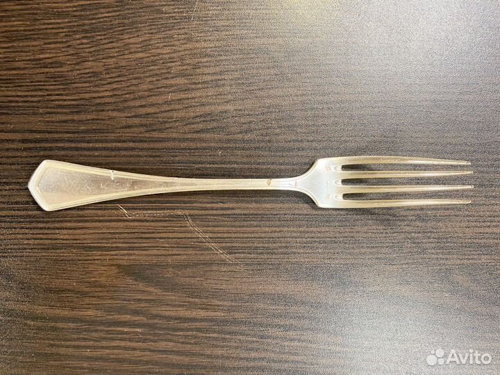 Вилка серебряная