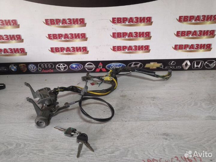 Замок зажигания Suzuki Vitara TD52V J20Y 2000