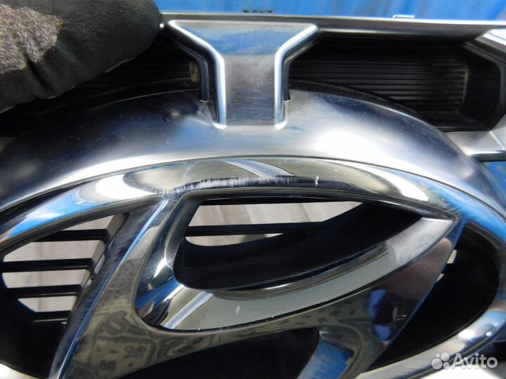 Решетка переднего бампера Hyundai Santa Fe (TM) 2020