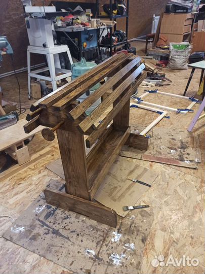 Подставка под седло, уздечки и принадлежностей