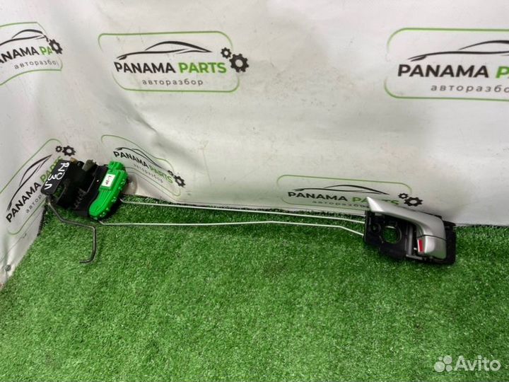 Замок боковой двери задний левый Kia Rio 3