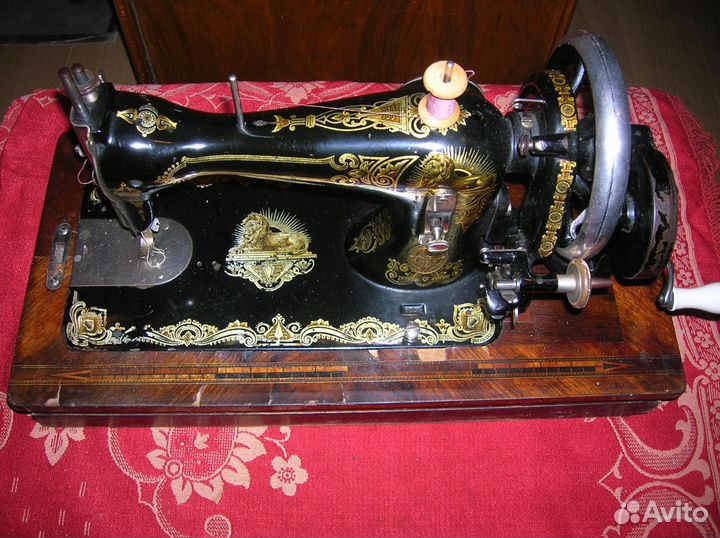 Ручная швейная машина 