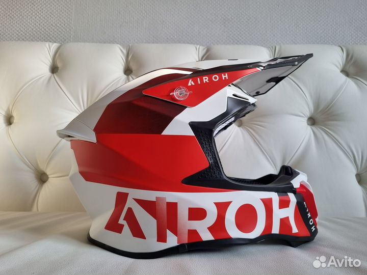 Эндуро Мотошлем Airoh Twist 2.0 Lift 2023 Red
