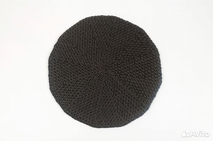 Интерьерная сервировочная салфетка ручной работы