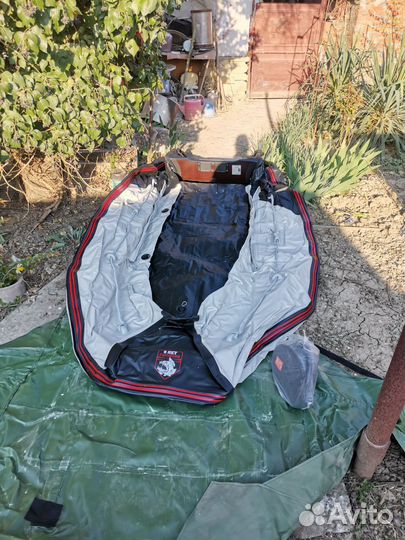 Лодка с мотором