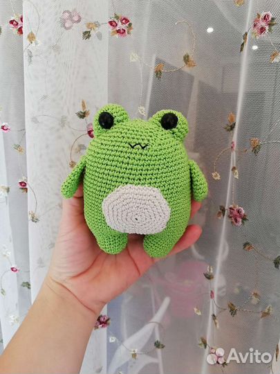 Лягушонок крючком