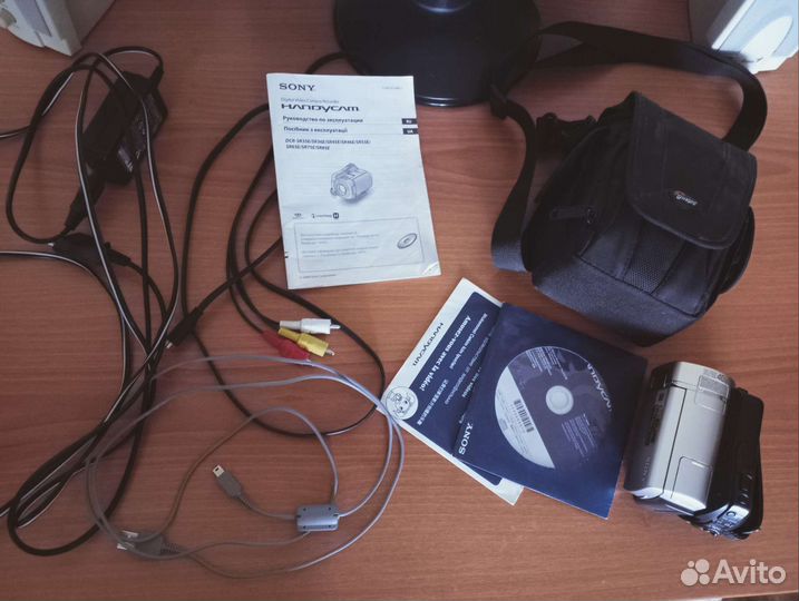 Видеокамера Sony handycam DCR-SR45