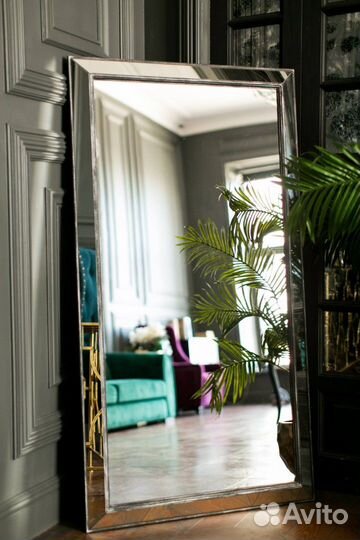 Зеркало настенное серебряное Miriada Silver