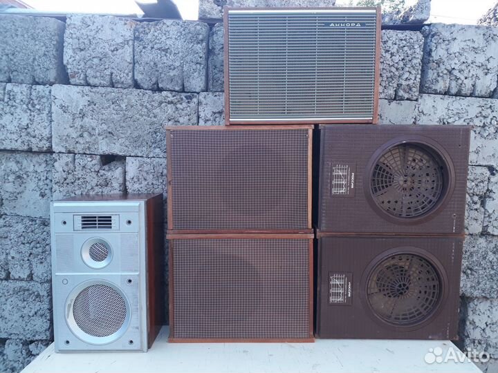 Старые корпуса советской акустики