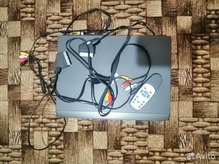 Видео магнитофон LG пишущий