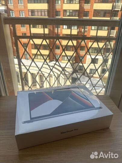 Macbook pro 14 m1 16 512