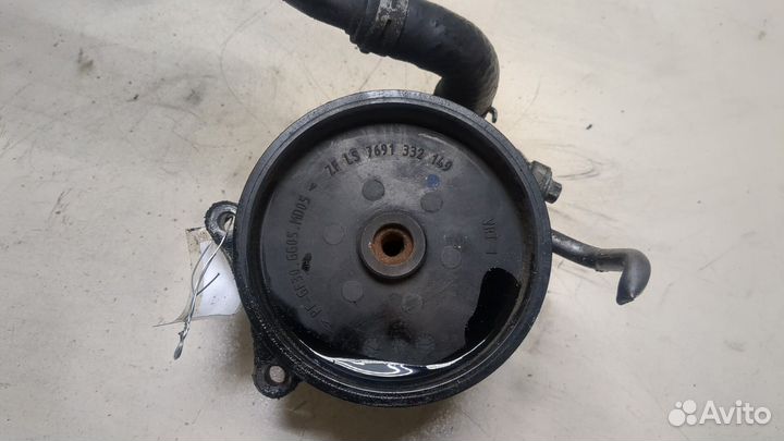 Гур Mercedes C W204, 2010